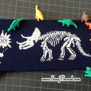 パターン トリケラトプス 恐竜 恐竜の骨格 化石 猫 かわいい クロスステッチ