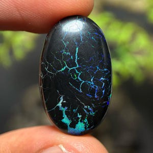 Black matrix opal australian 15.45 cts