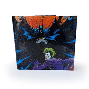 GELDBÖRSE | Vintage Batman Comic, recycelte 80er Jahre Buchseite in PVC, Brieftasche, Herren Geldbörse, schlanke Geldbörse