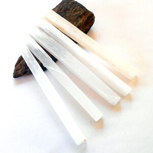 Raw White Selenite Sticks 5 Pack Crystal Grid Reiki earthegy 1474 image 1