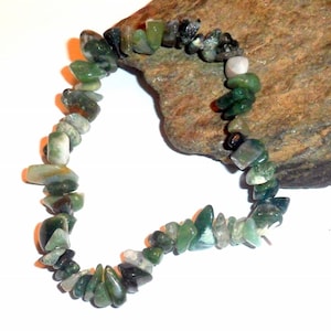 Moss Agate Chip Stretch Bracelet Adjustable earthegy #2391