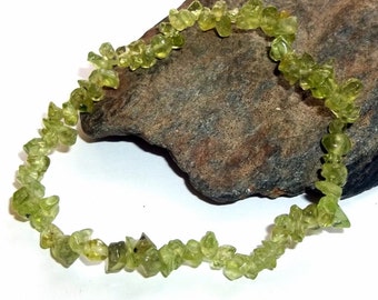 Peridot Chip Stretch Bracelet Adjustable earthegy #1329