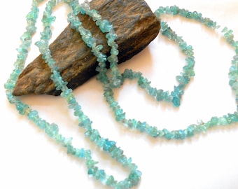 Apatite Long Chip Necklace earthegy #2807