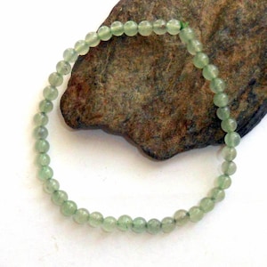 Green Aventurine Stretch Bracelet Mini Adjustable earthegy 1180 image 1