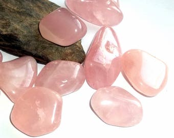 Quartz rose poli cristaux de pierres précieuses earthegy #647