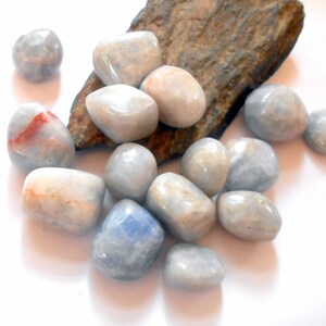 Blauer Calcit polierte Edelstein Earthegy #2856