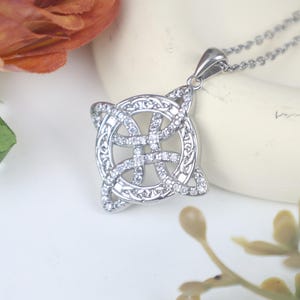 Witches Knot Necklace with Zircon – Celtic Knot Pendant, Wiccan Amulet Jewelry, Pagan Talisman Gift for Her, Witchy Accessories
