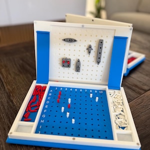 Schiffe versenken – Sea Battle - getarnt als Buch | Personalisiert | PlayBook'd | Geschenkidee | Dekoration 3D-gedrucktes spiel