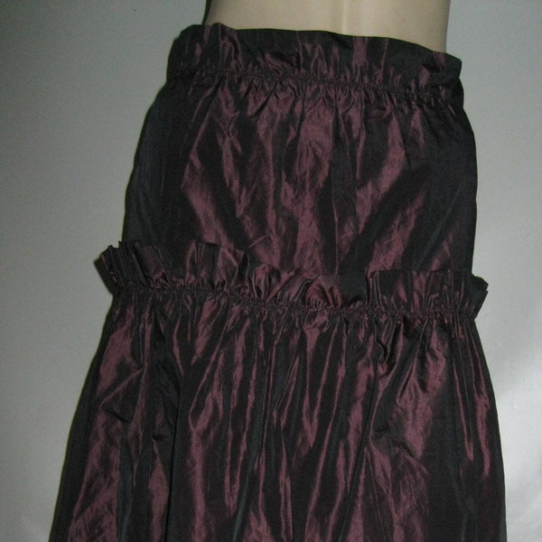 New Old Stock TAFFETA Victoriana Style RUFFLED Hem Skirt Made In ITALY~Italian~Renn~Euro Chic