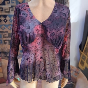 90&#39;s 60&quot; Bust Nwot GOTHIC Embossed Velvet Fire Tones Flared Sleeves Plus ELVIRA Stevie Knicks Sparkled Bias Cut Goth Stretchy Wicca Top 2X