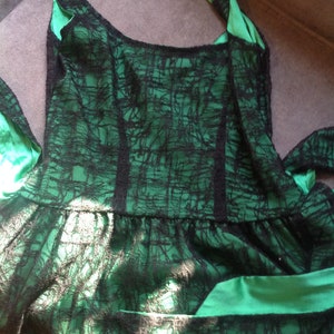 Black LACE Emerald SILK Diaphanous GOTHIC Top Romantic Small Babydoll Top Mini Chartreuse Green Emerald Parisian Sassy Snazzy New W Tag