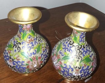 ANTIQUE CLOISONNE ENAMEL Pair Of 2 Small Vases Darling Chinese Export 1930's Intact