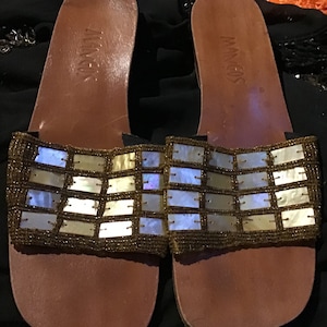 Mother OF PEARL Leather SLIPPERS Short Heels Hand Beaded Hippie Size 8 Cottagecore Beach Wear Island Cruise Full Moon Summer Hawaii