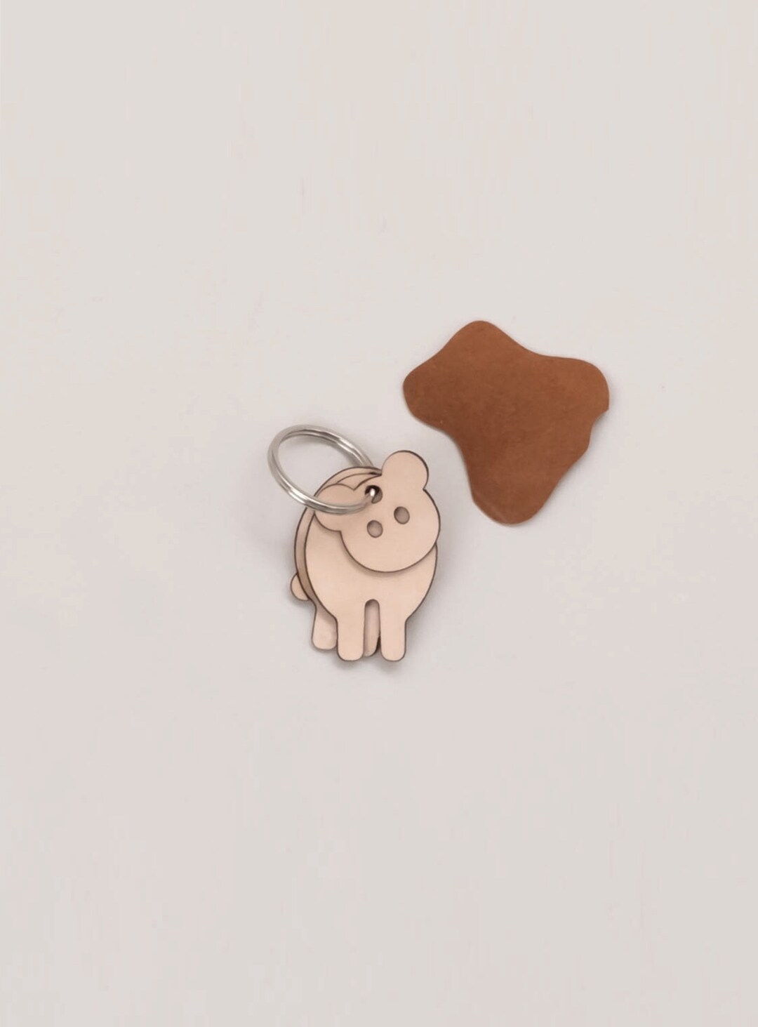 Leather Keychain for Kids : Minimalist Leather Keychain for Kids ...