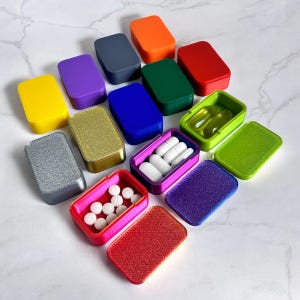 Compact Pill Container with Single Compartment, Small Pill Box, Compact Pill Box, Portable Mini Pill Box, Travel Pill Box, Pill Box