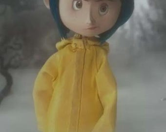 Coraline Jones Gelbe Kunstleder Kapuzenkostümjacke