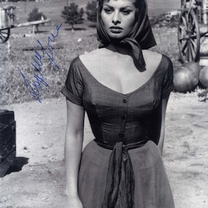 Sophia Loren Autograph