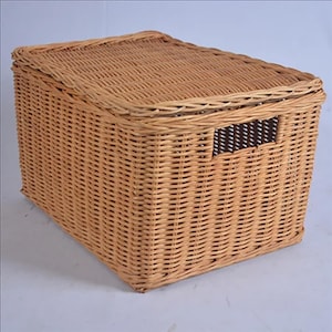 Handwoven Rattan Storage Basket – Versatile Organizer for Shelves, Drawers, or Tabletops – Stylish and Durable Home Decor Solution
