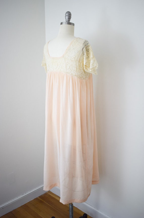 Antique 1920s Silk and Lace Nightgown | XS- S | V… - image 10