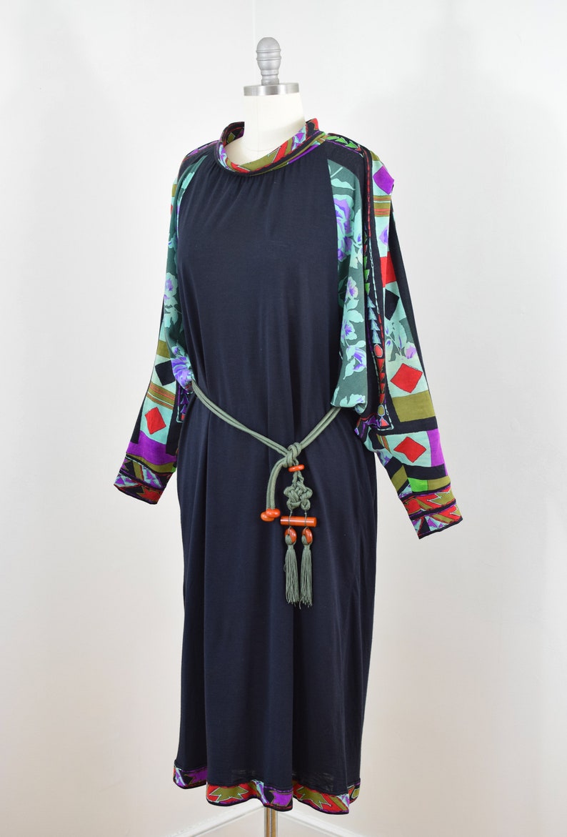 Vintage Early 1980s Leonard Paris Knit Dress L Black and Art Deco Print Silk and Wool Blend Jersey Gown With Belt Batwing Sleeves image 3