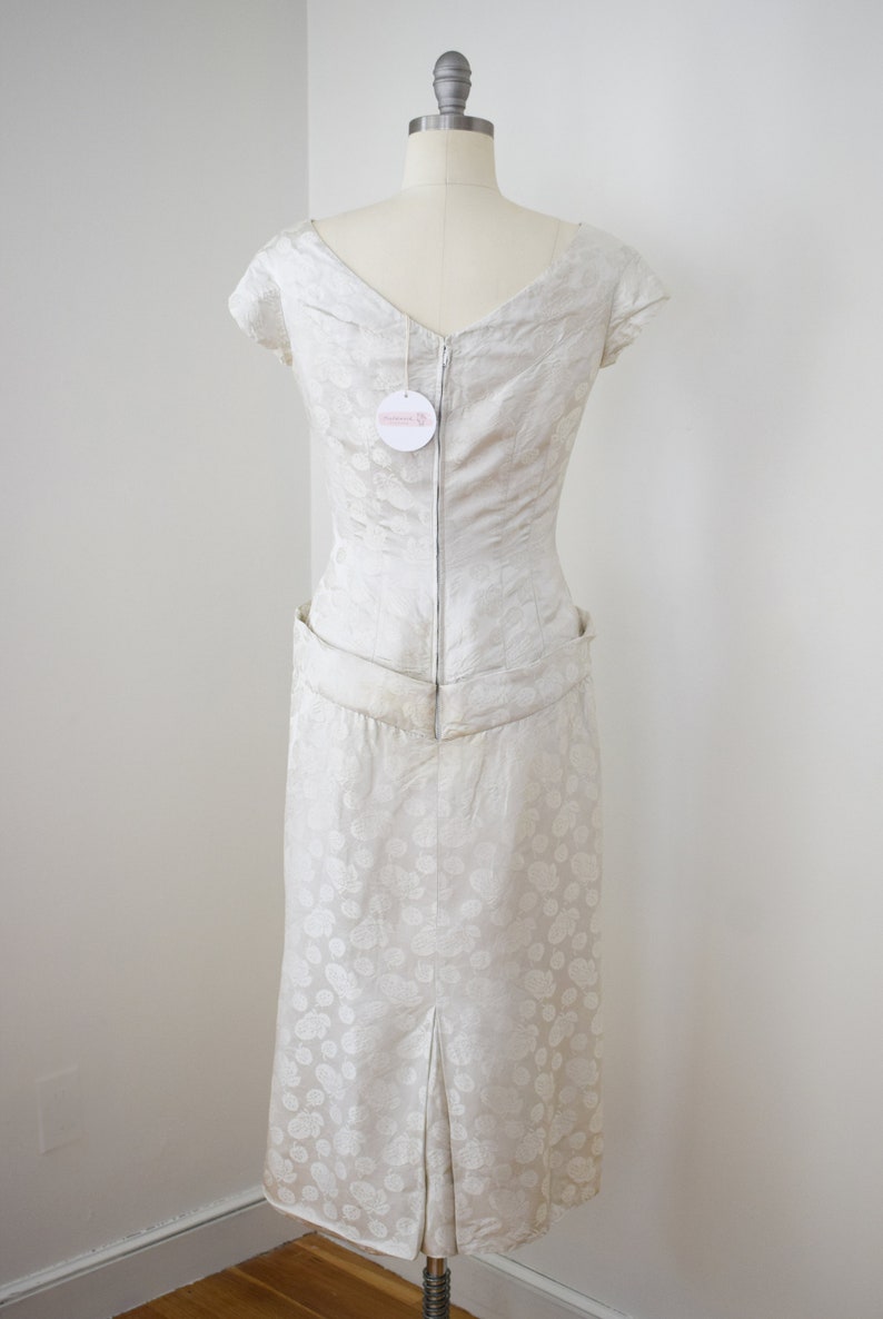 Vintage 1950s/1960s Silk Dress by Adele Simpson S/M 50s/60s White Silk Satin Jacquard Wiggle Sheath Dress Wedding Dress Bridal Gown image 5
