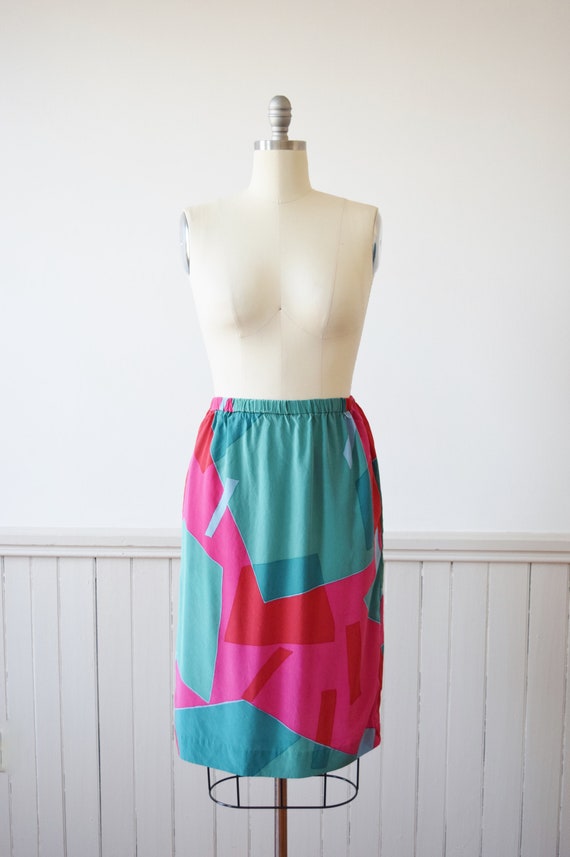 Vintage Silk Tunic and Skirt Set in Abstract Wate… - image 8