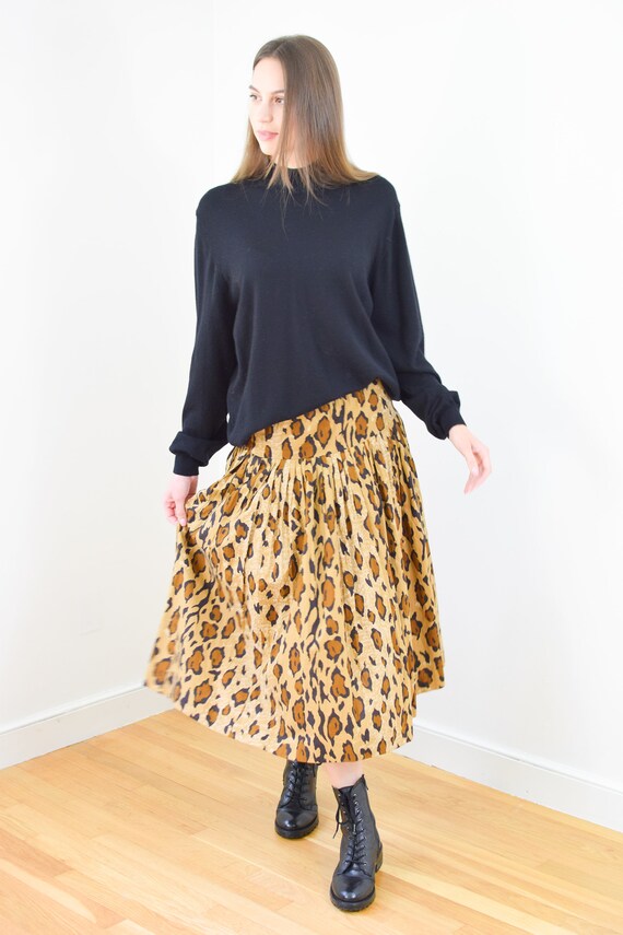 Vintage 1990s Norma Kamali Leopard Print Skirt | … - image 4