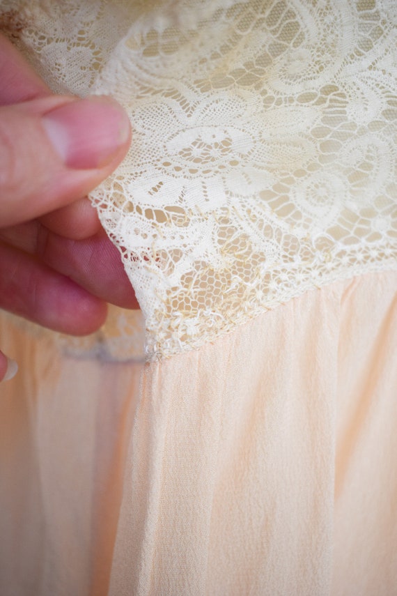 Antique 1920s Silk and Lace Nightgown | XS- S | V… - image 8