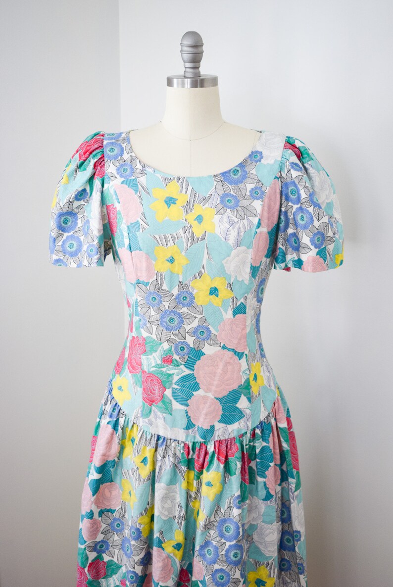 Vintage Belle France Floral Print Dress M 1980s/1990s Cotton Dress with Butterfly Sleeves and Dropped Waist Jane Schaffhausen image 5