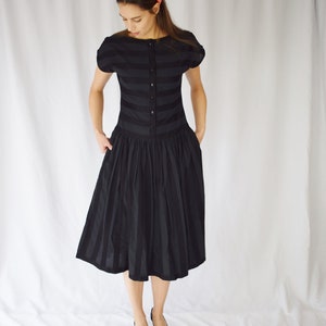 Vintage 1980s Geoffrey Beene Striped Weave Dress XS 80s Black Cotton Frock with Dropped Waist, Scooped Back, Pockets Designer image 6