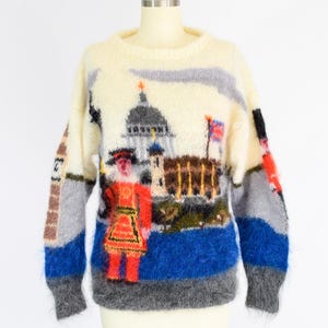 Vintage 1980s Selina Knitwear Mohair Novelty Sweater | M | 80s Fuzzy Pullover with London Scenes