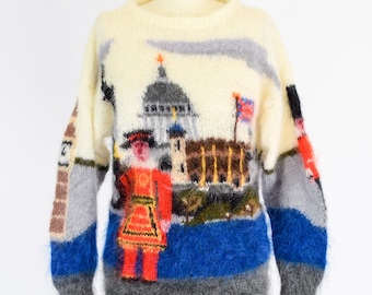 Vintage 1980s Selina Knitwear Mohair Novelty Sweater | M | 80s Fuzzy Pullover with London Scenes