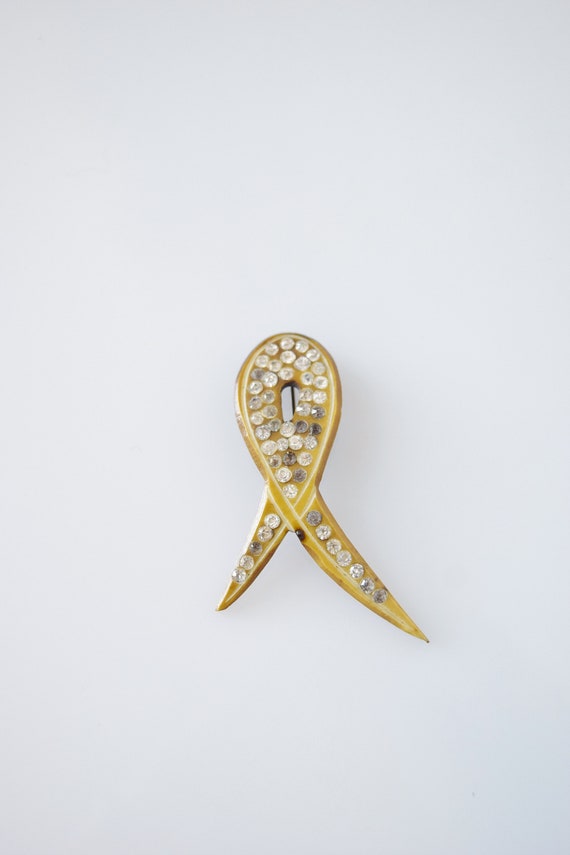 1930s/40s Art Deco Rhinestone and Celluloid Brooch