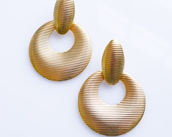 Vintage 1990s Large Gold Doorknocker Earrings | 1980s/90s Goldtone Statement Earrings