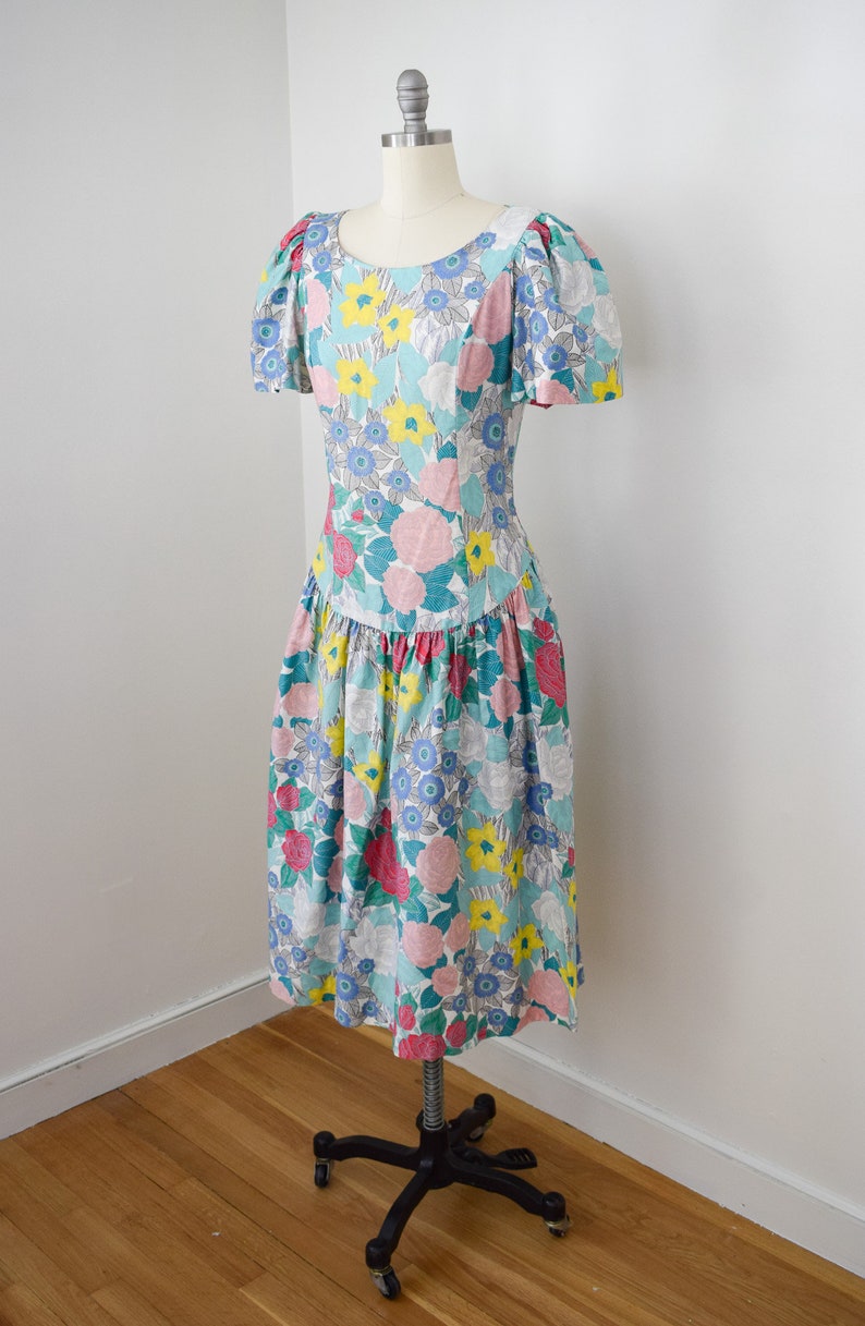 Vintage Belle France Floral Print Dress M 1980s/1990s Cotton Dress with Butterfly Sleeves and Dropped Waist Jane Schaffhausen image 3
