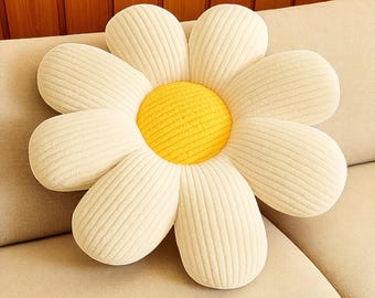 Daisy Flower Throw Pillow: Soft Plush Cushion - Kids Room Decor