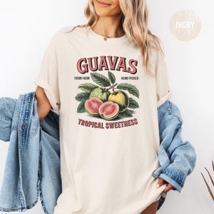 Comfort Colors® Guavas Retro Commercial GraphicShirt, Vintages Guavas Label Tshirt, Exotic Fruit Lover Tee, Cute Unisex Adult Graphic Tshirt