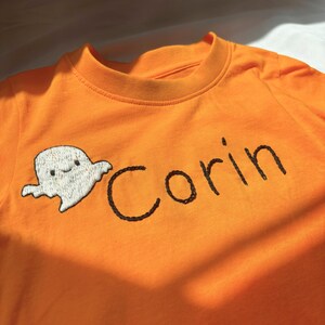 Kinder personalisierter Name Halloween Geist Hand besticktes T-Shirt