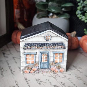 Hand-Painted Fall Pumpkin House Miniature - Autumn Garden Cottage, Thanksgiving Home Decor