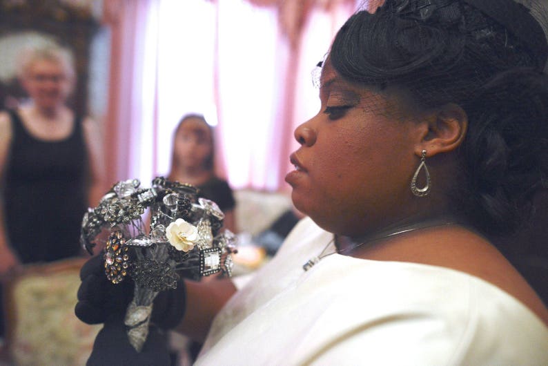 Brooch Bouquet-Custom Bridal Brooch Bouquet