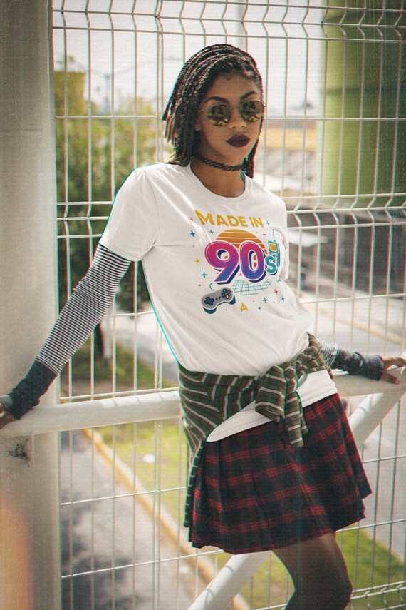 90s vintage short TーShirt made in usa Retro 1990s Unisex Tee, Y2K Made in the 90s T-shirt, Vintage 90s