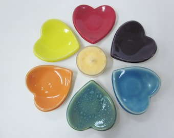 Ceramic coffee spoon holders in a variety of colors