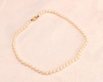 Vintage Cultured Pearl Necklace, 18 Inch, 14K Gold Clasp, Classic Bridal Wedding Jewelry