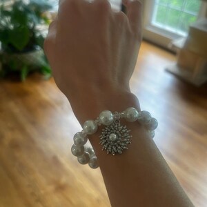 Pearl dangle bracelet