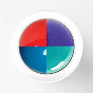Veterano - Hand Split - Sakura Solid Paint Marker