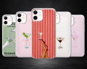 Puede incluir: Una colección de fundas para teléfonos con diseños temáticos de martini. Las fundas presentan ilustraciones de martinis, aceitunas y copas de cóctel. Una funda tiene un patrón de rayas rojas y blancas con un martini sostenido por piernas con tacones rojos.
