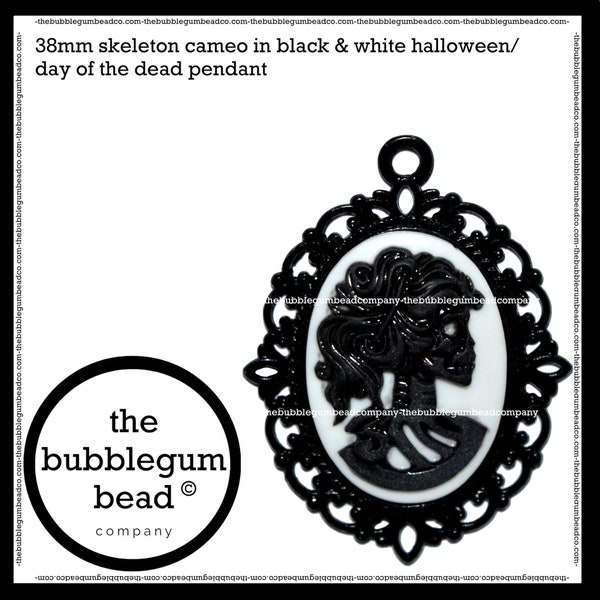 38mm-CAMEO SKULL HALLOWEEN Chunky Necklace Pendant for Keychains, Necklaces, Jewelry Making, Diy Craft Supplies- The Bubblegum Bead Company