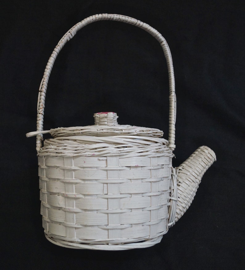 Vintage Figural Wicker Purse Teapot Spring Bouquet. White Etsy
