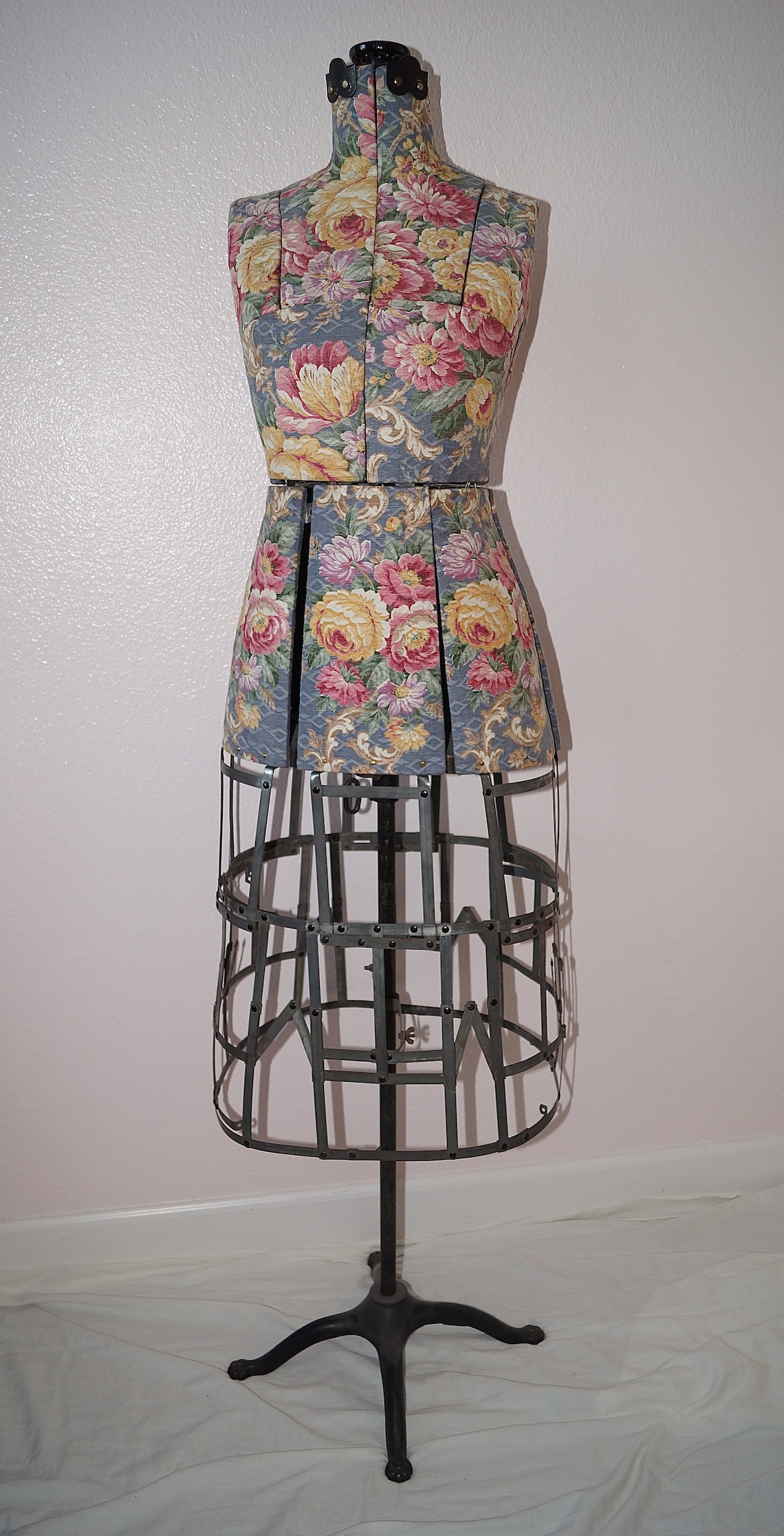 Antique Dress Form. Adjustable Dress Form Mannequin. 1900s Dressmakers ...