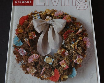 Martha Stewart Living Number 109 December 2002. Vintage Martha Stewart Living Magazine Holiday Season 2002, Decorating, Crafts, Table Linens